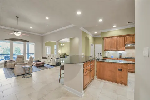 $669,000 | 21214 Redcrest Manor Drive, Richmond, TX 77406