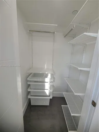 $6,000 | 825 Michigan Avenue, Unit 7, Miami Beach, FL 33139