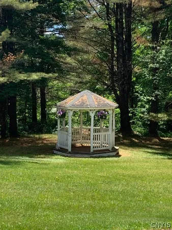 $269,000 | 384 Pardeeville Road, Russia, NY 13324