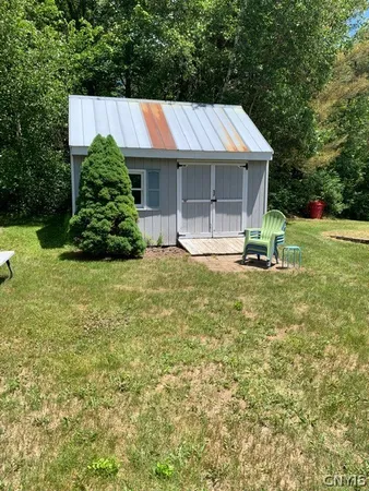$269,000 | 384 Pardeeville Road, Russia, NY 13324