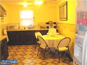157 Flintlock Road Drexel Hill, PA 19026 - Photo 5 of 12 Kitchen
