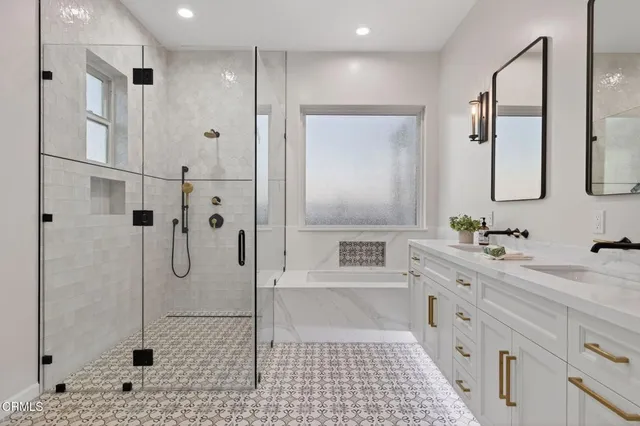 $2,975,000 | 6174 Cobblestone Drive, Ventura, CA 93003