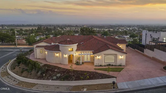 $2,975,000 | 6174 Cobblestone Drive, Ventura, CA 93003