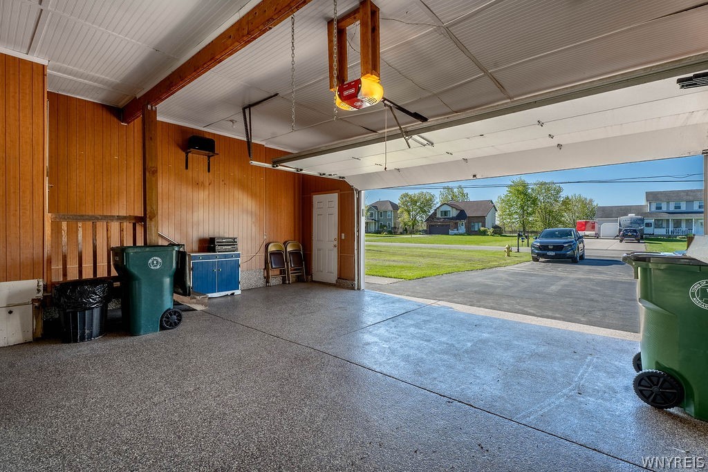 3889 Slusaric Road Wheatfield, NY 14120 - Photo 37 of 50