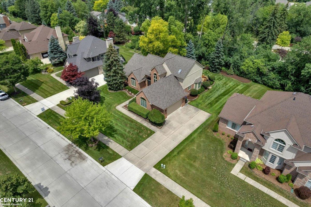 1042 Covington Pl Drive Rochester Hills, MI 48309 - Photo 34 of 40
