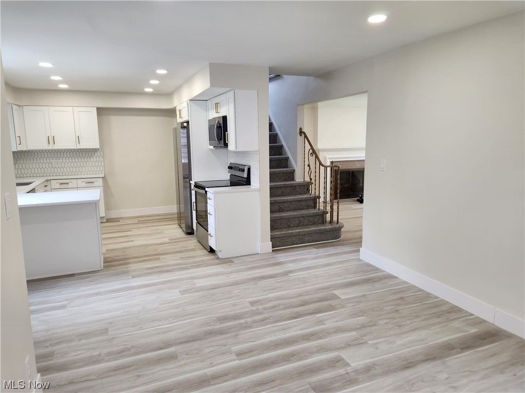 3718 Bainbridge Road Cleveland Heights, OH 44118 - Photo 5 of 23