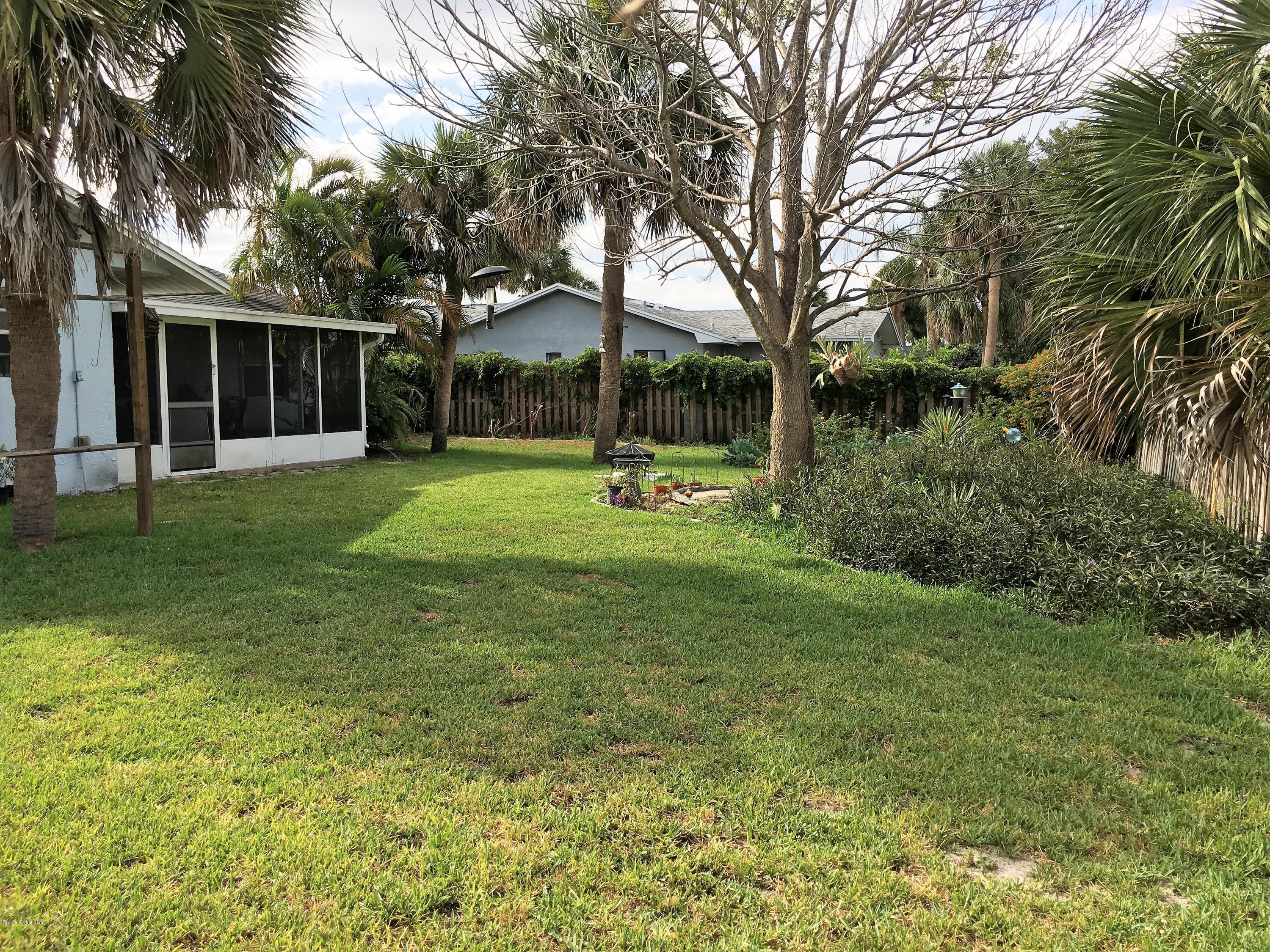 2395 Pepperwood Road Melbourne, FL 32935 - Photo 20 of 20 Backyard
