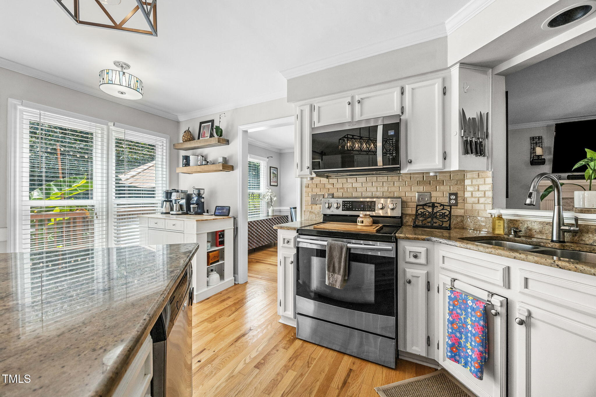 1901 Longwood Drive Raleigh, NC 27612 - Photo 10 of 43 10