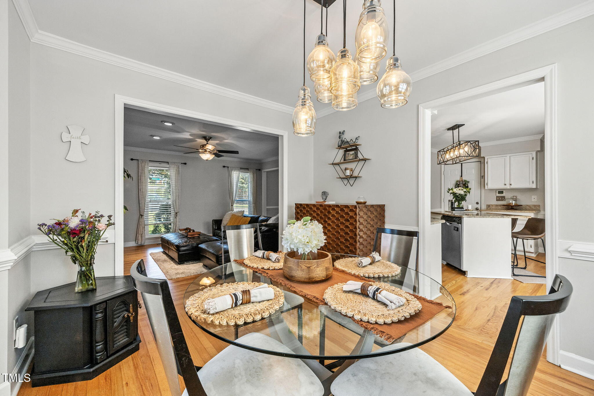 1901 Longwood Drive Raleigh, NC 27612 - Photo 4 of 43 5