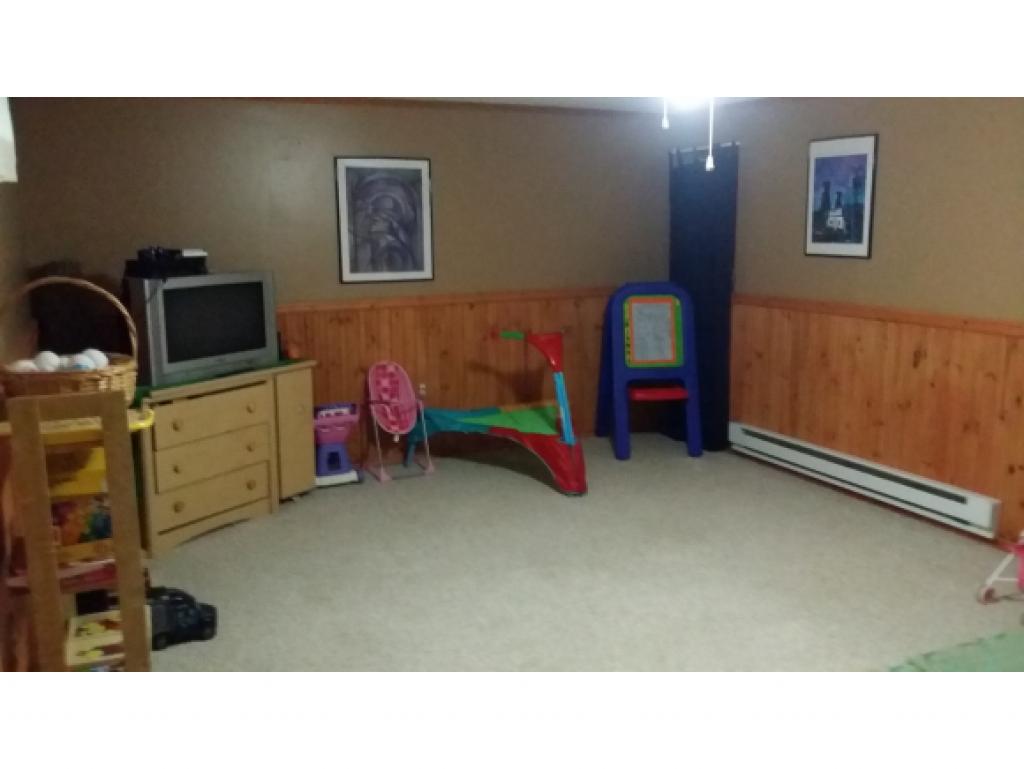 4 Olde Country Village Road, Unit 4 Londonderry, NH 03053 - Photo 13 of 14 Gallery Image 13