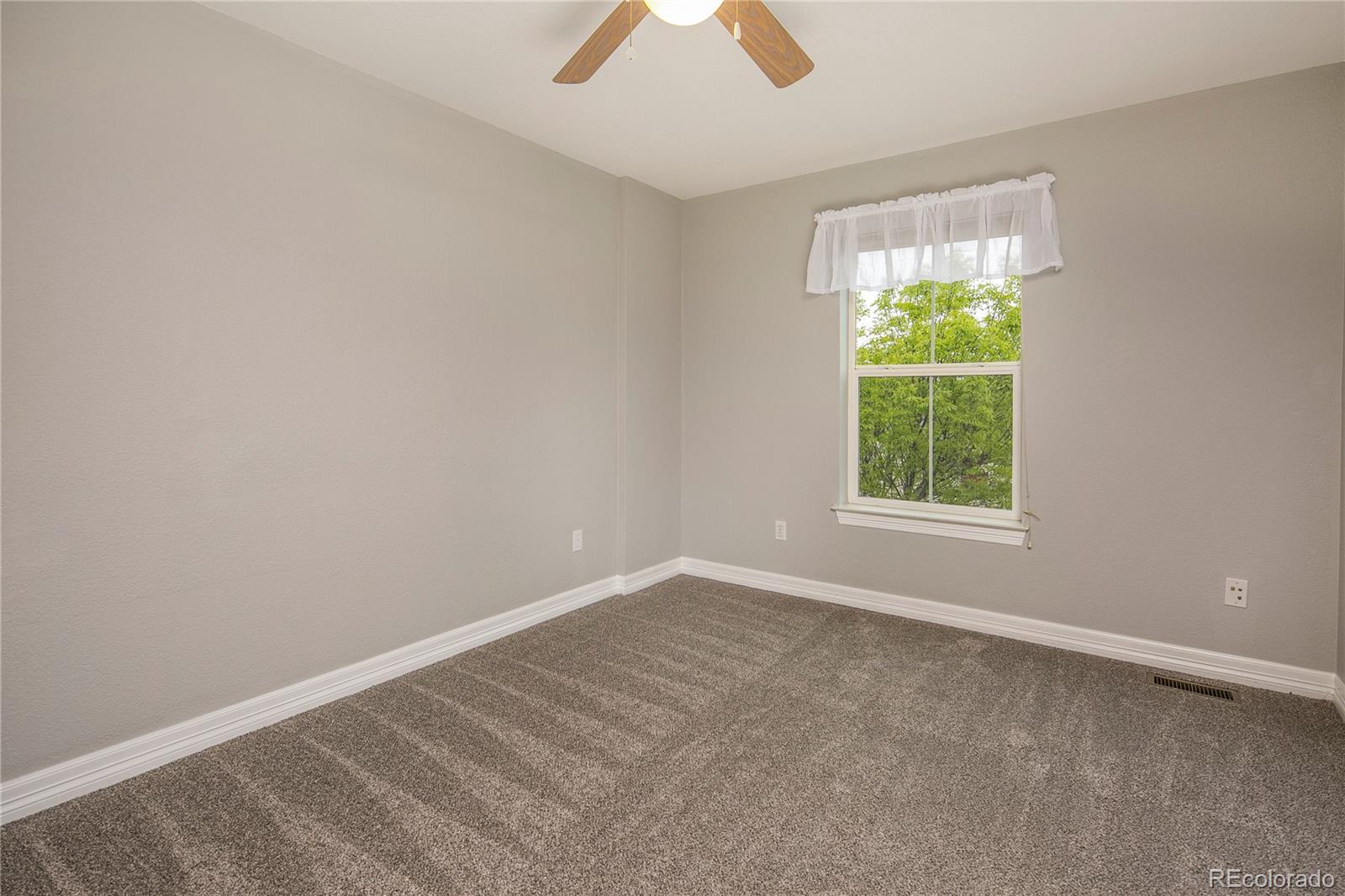 645 Americana Road Longmont, CO 80504 - Photo 23 of 31 Gallery Image 23