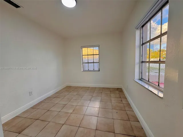 $2,250 | 541 East 38th Street, Unit FRONT, Hialeah, FL 33013