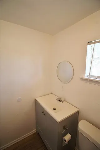 $1,195 | 709 Rosehill Road, Terrell, TX 75160