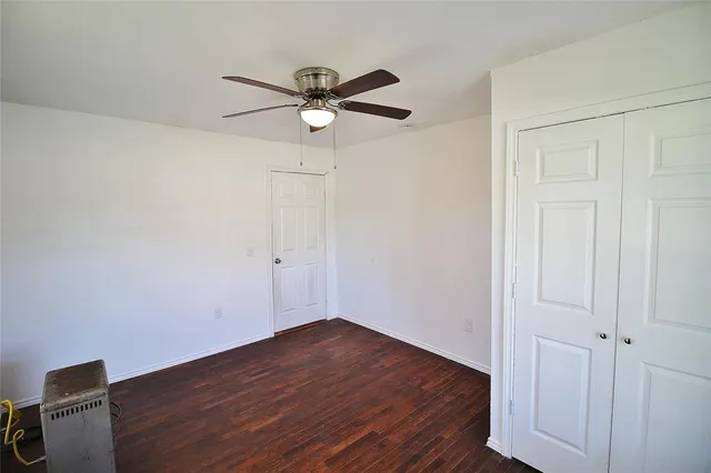 $1,195 | 709 Rosehill Road, Terrell, TX 75160