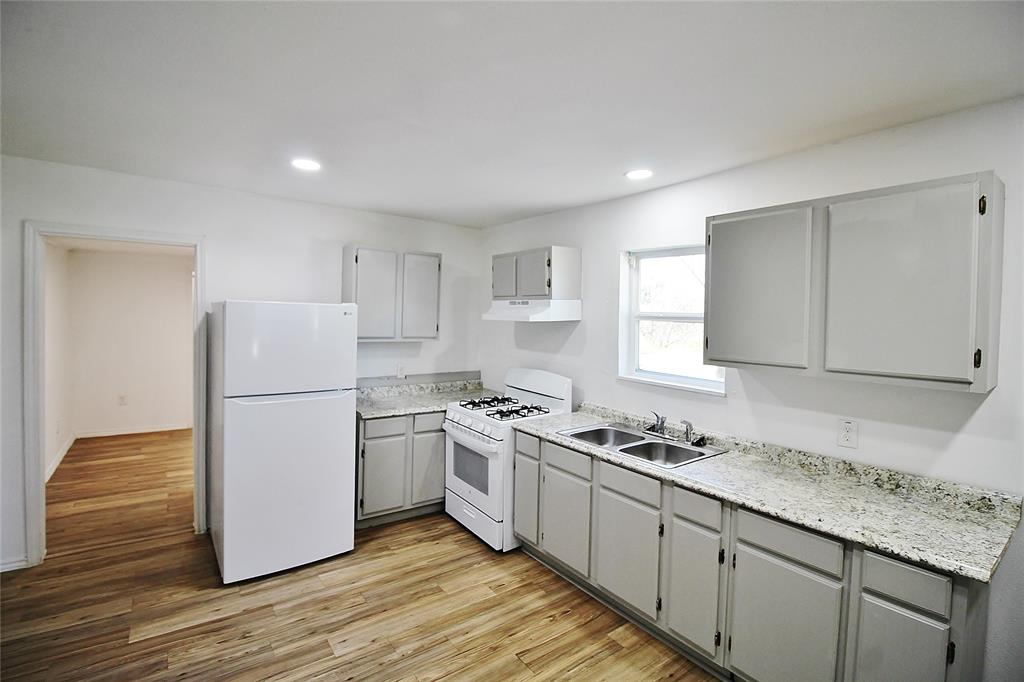 709 Rosehill Road Terrell, TX 75160 - Photo 5 of 19