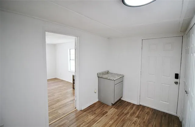 $1,195 | 709 Rosehill Road, Terrell, TX 75160