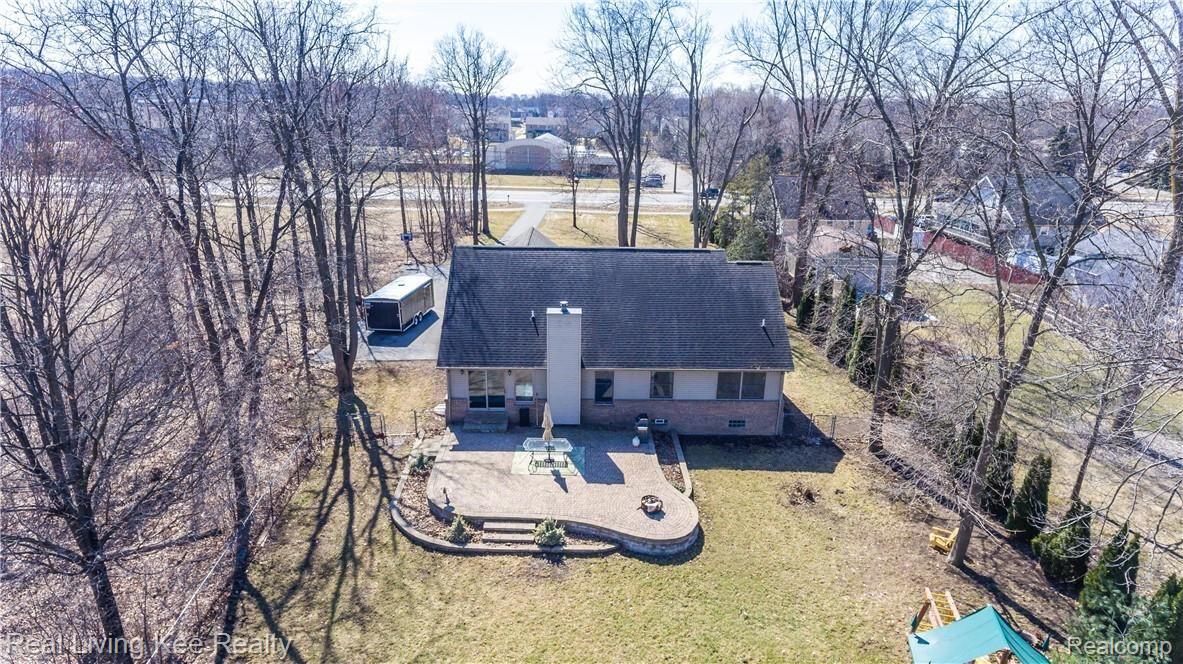 1582 West Auburn Road Rochester, MI 48309 - Photo 11 of 73 aerial exteriors10.jpg