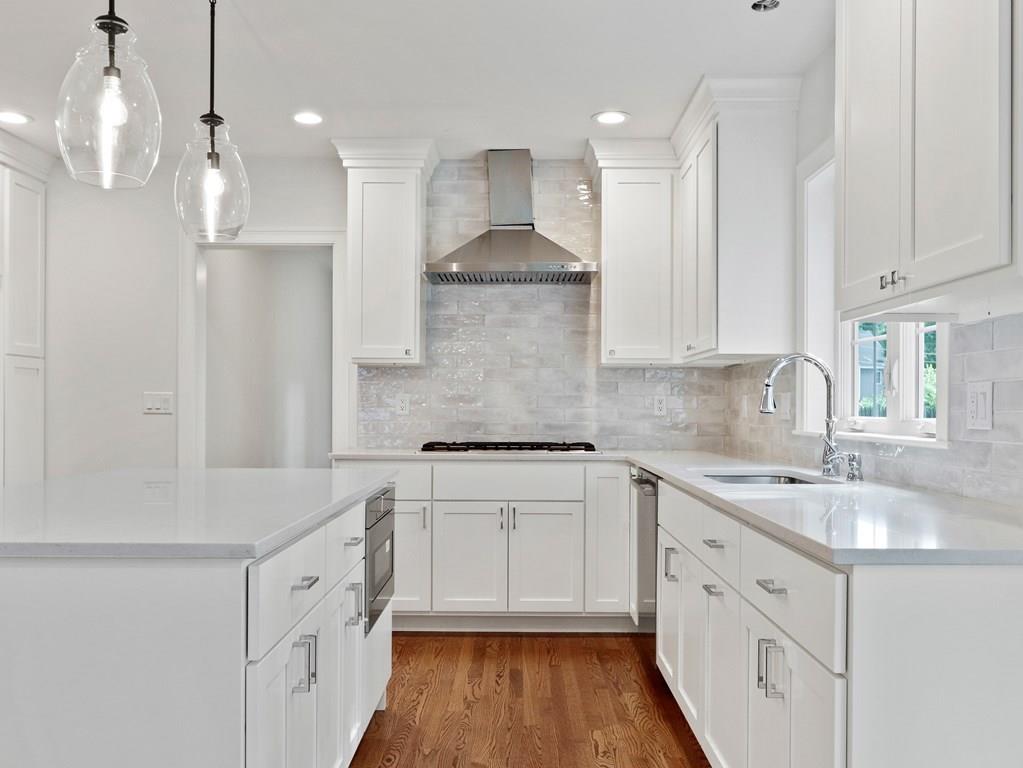 4 Emerson Street Natick, MA 01760 - Photo 3 of 34