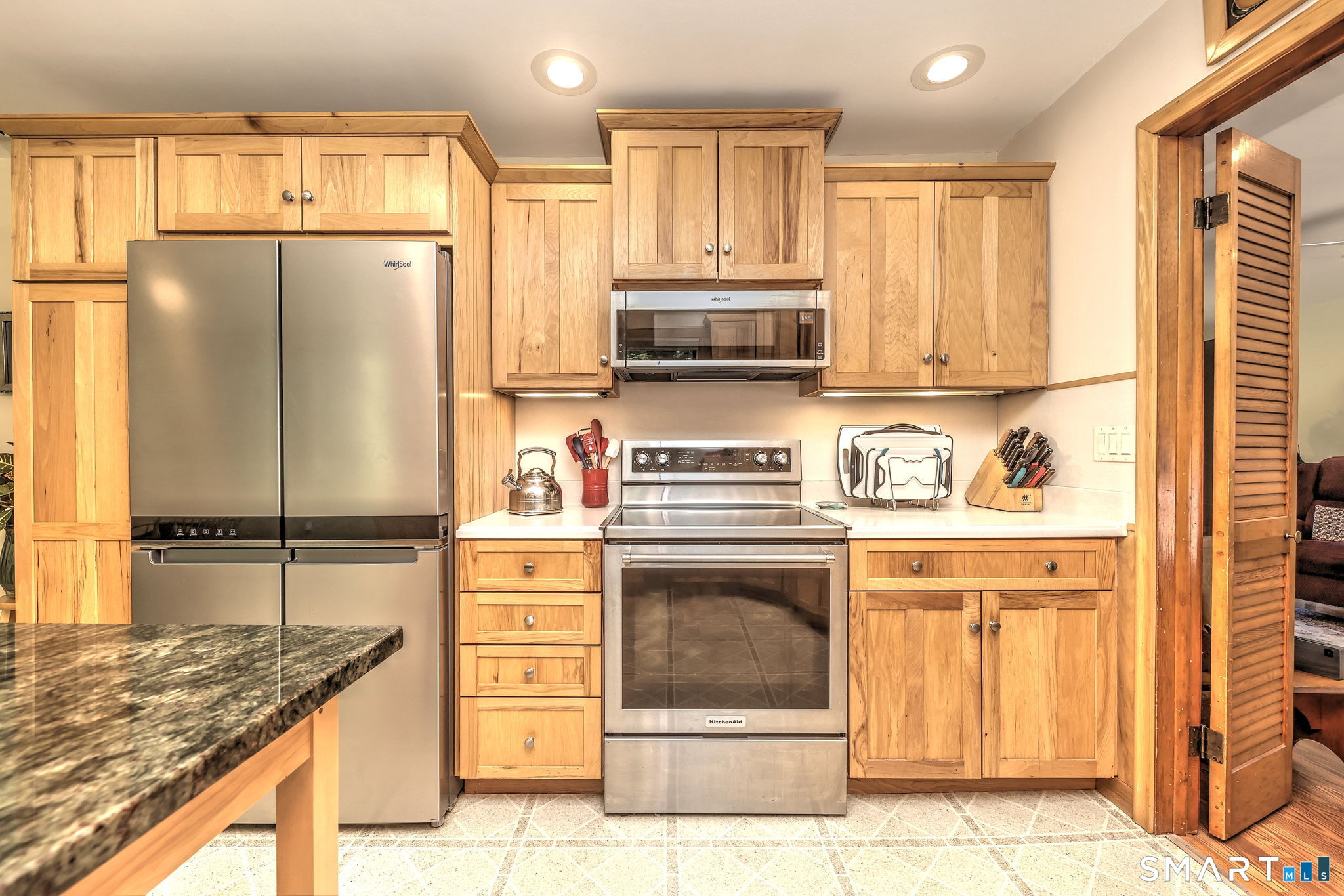25 Mountain View Road Bethany, CT 06524 - Photo 10 of 27