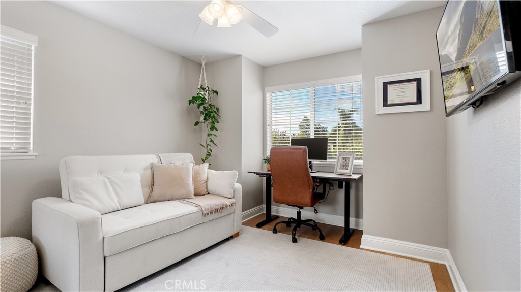 23462 Riversbridge Way Valencia, CA 91354 - Photo 22 of 57
