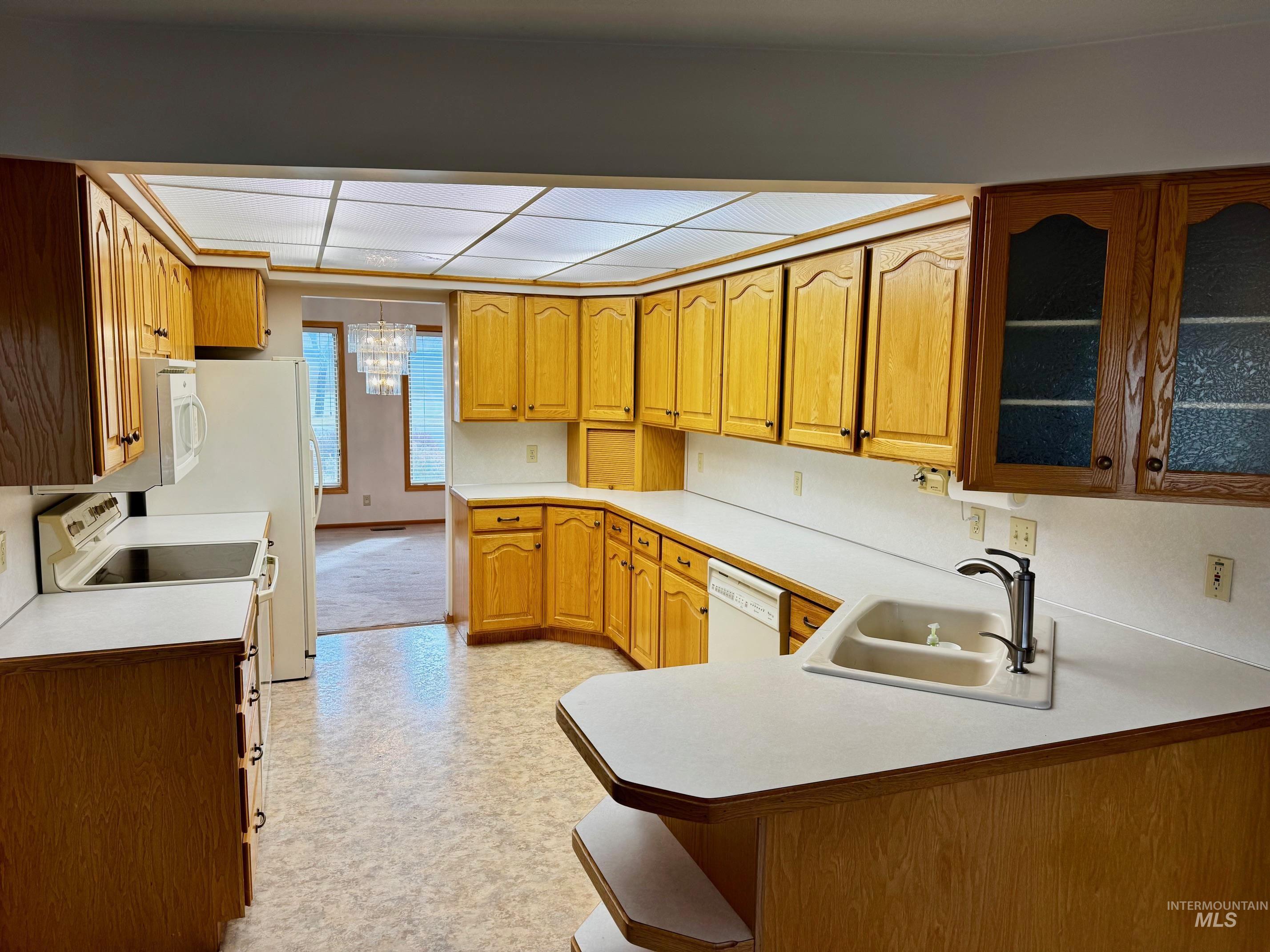 1142 Fairview Avenue Rupert, ID 83350 - Photo 12 of 43