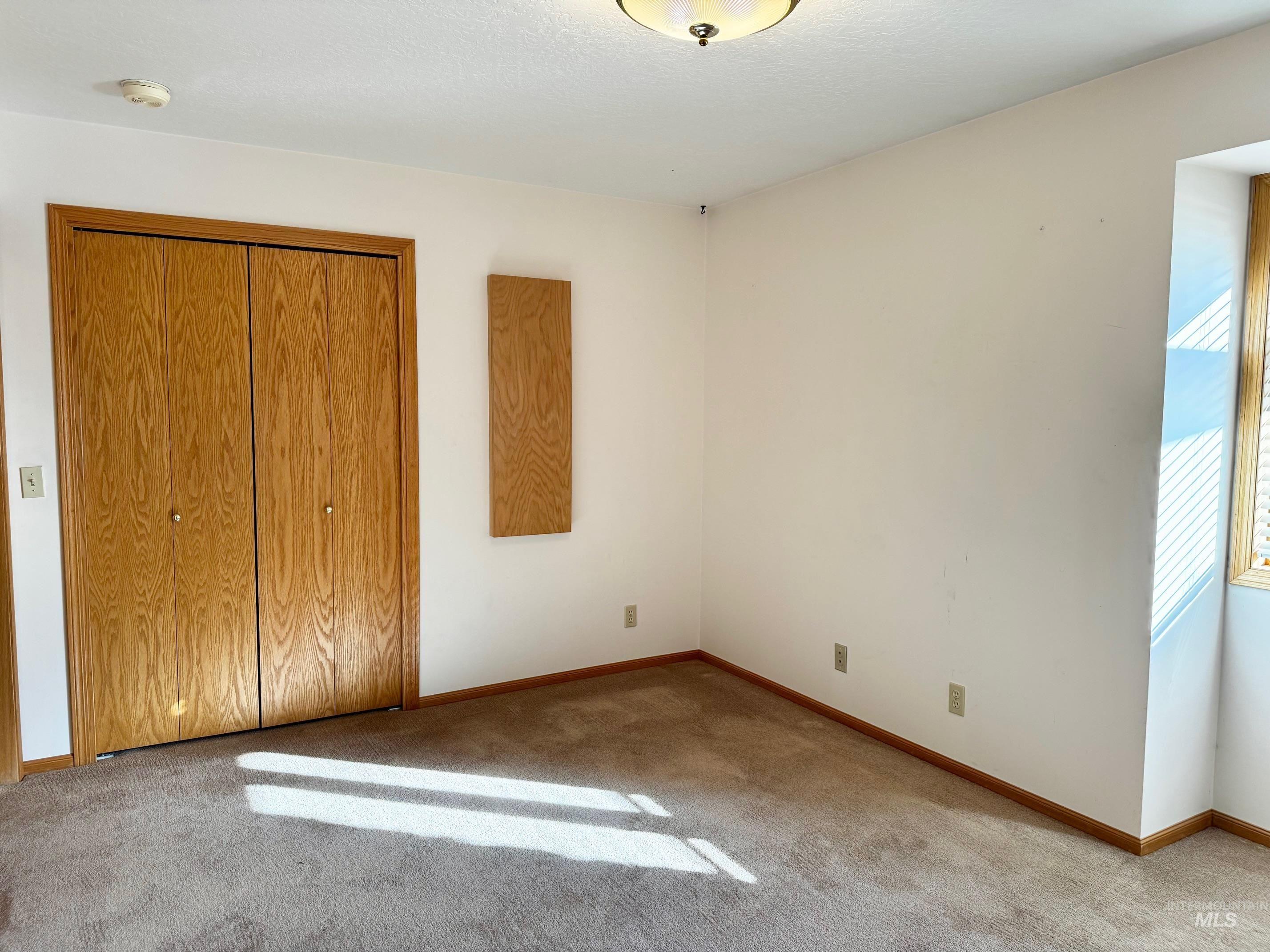 1142 Fairview Avenue Rupert, ID 83350 - Photo 25 of 43