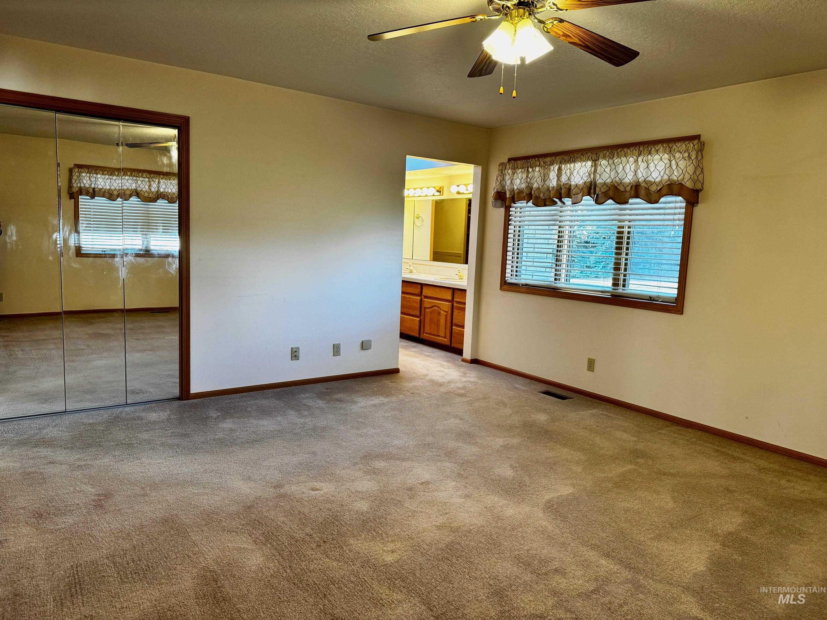 1142 Fairview Avenue Rupert, ID 83350 - Photo 29 of 43