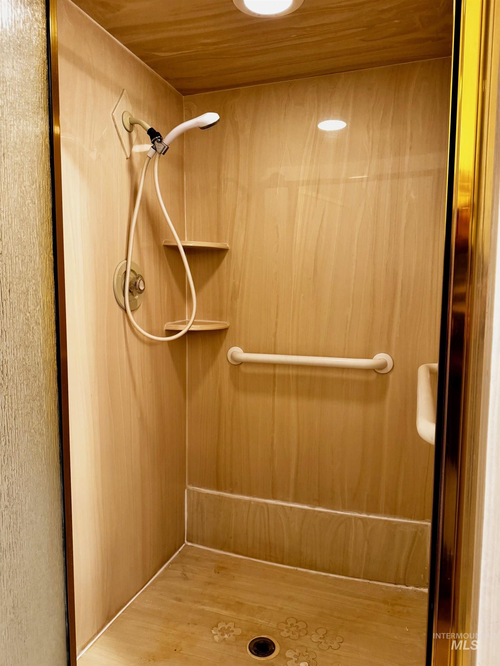 1142 Fairview Avenue Rupert, ID 83350 - Photo 33 of 43