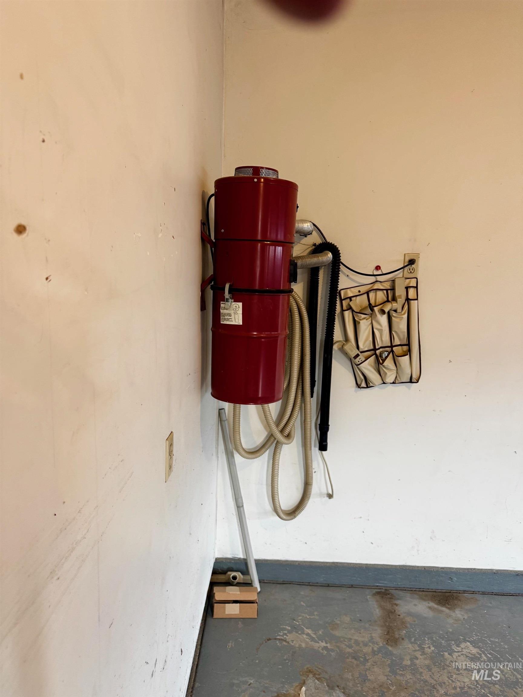 1142 Fairview Avenue Rupert, ID 83350 - Photo 36 of 43