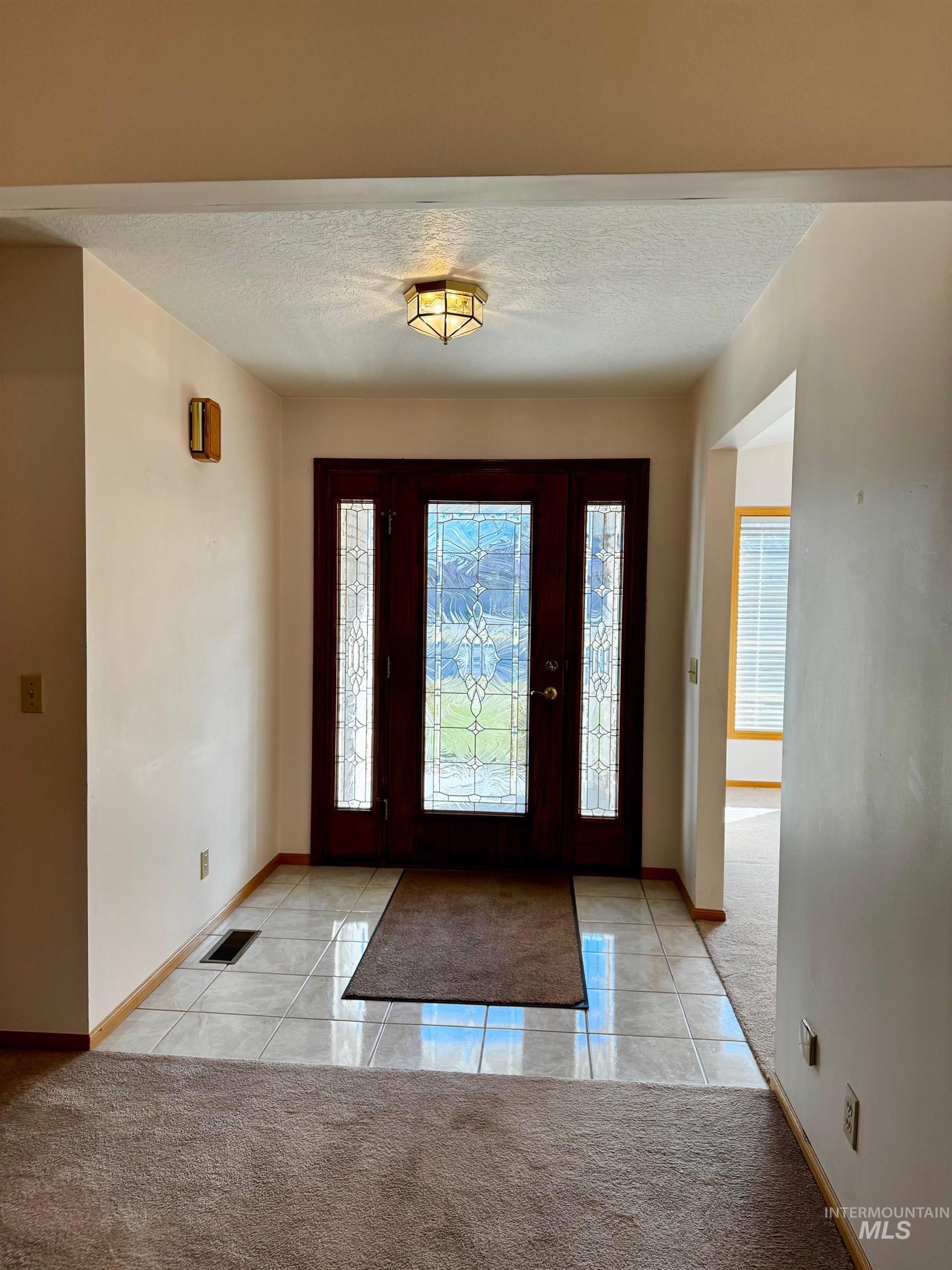 1142 Fairview Avenue Rupert, ID 83350 - Photo 6 of 43