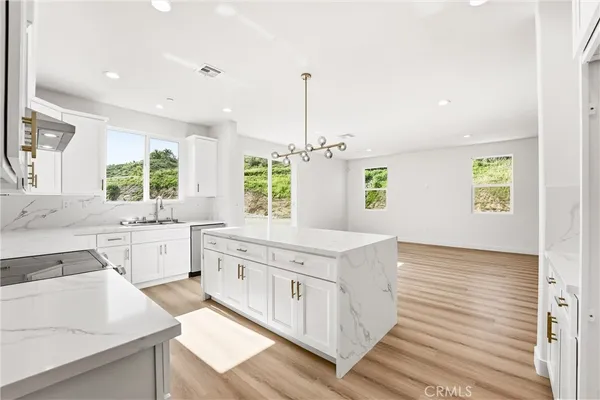 $949,999 | 1969 Lyon Avenue, Riverside, CA 92503