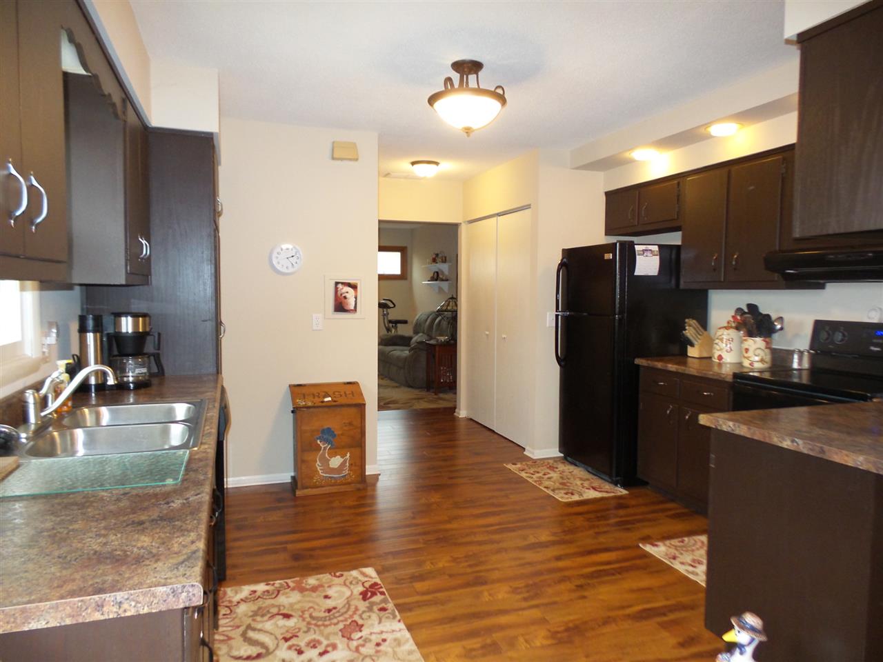 937 Wolverton Drive Fort Wayne, IN 46825 - Photo 8 of 21