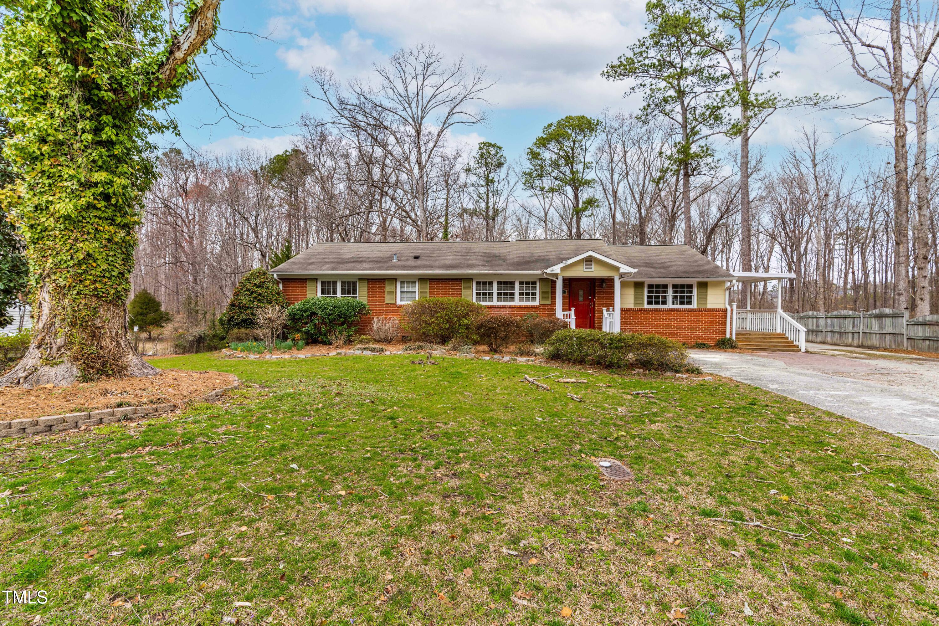 3617 Cranston Road Garner, NC 27529 - Photo 2 of 25 DSC02998