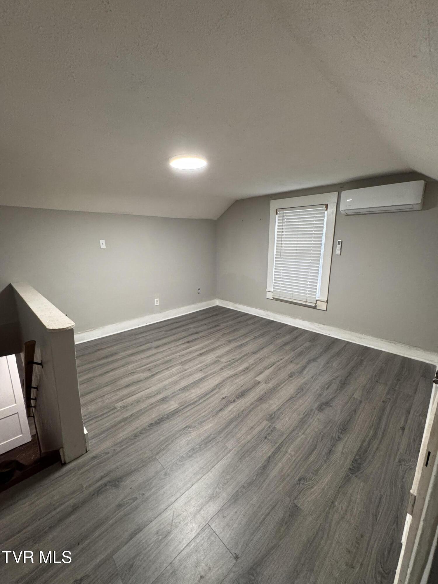 705 Lehigh Street, Unit 12 Johnson City, TN 37604 - Photo 30 of 33 IMG_4703