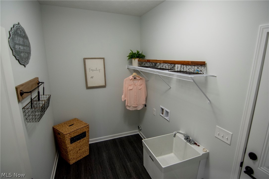 2844 Riviera Drive Akron, OH 44333 - Photo 11 of 18