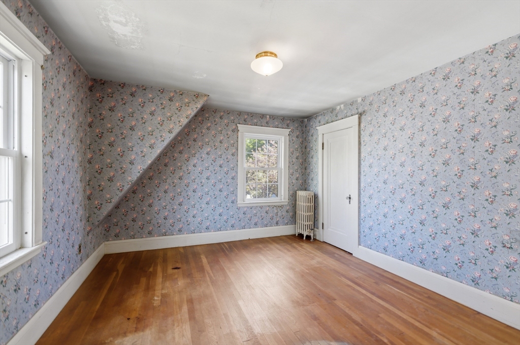 9 Cedar Street Marblehead, MA 01945 - Photo 18 of 26