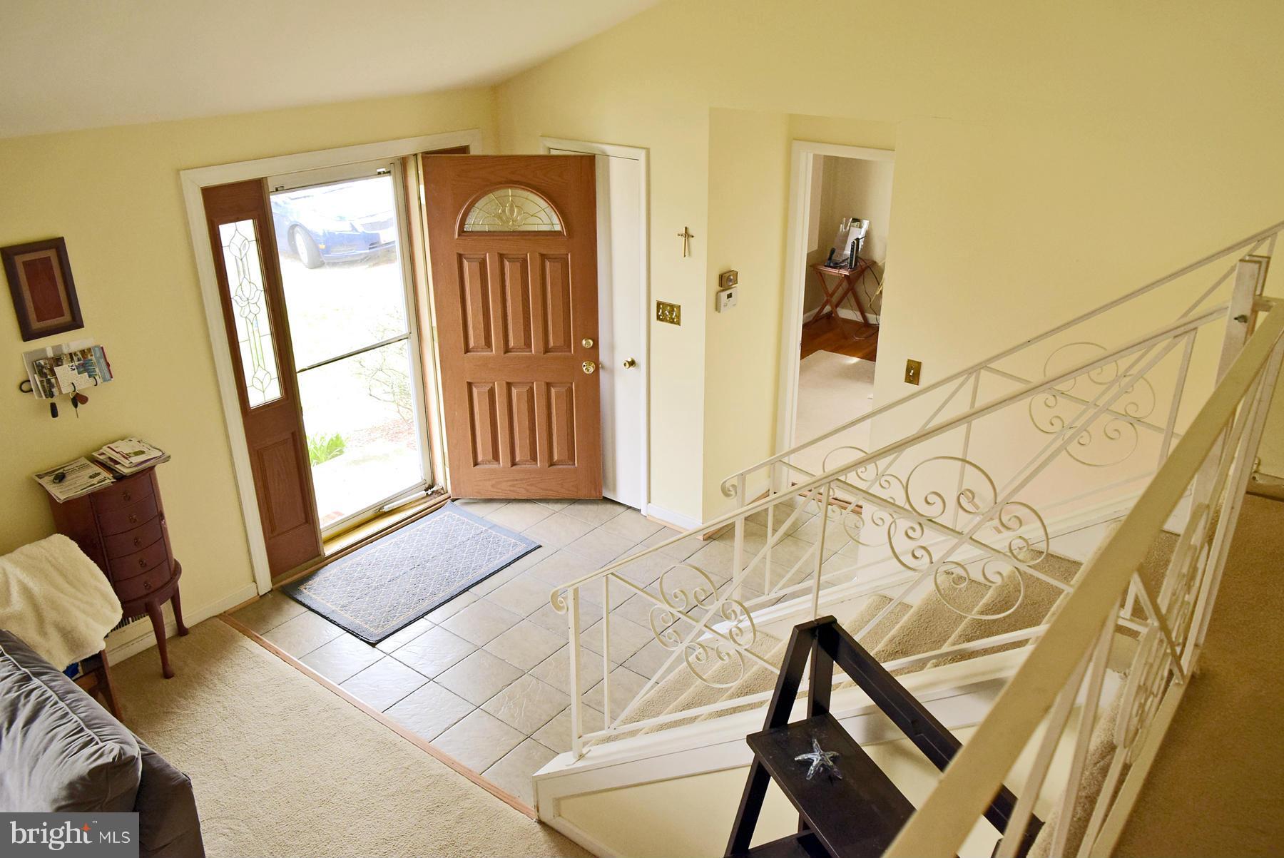 13010 Carney Street Silver Spring, MD 20906 - Photo 3 of 25 Foyer