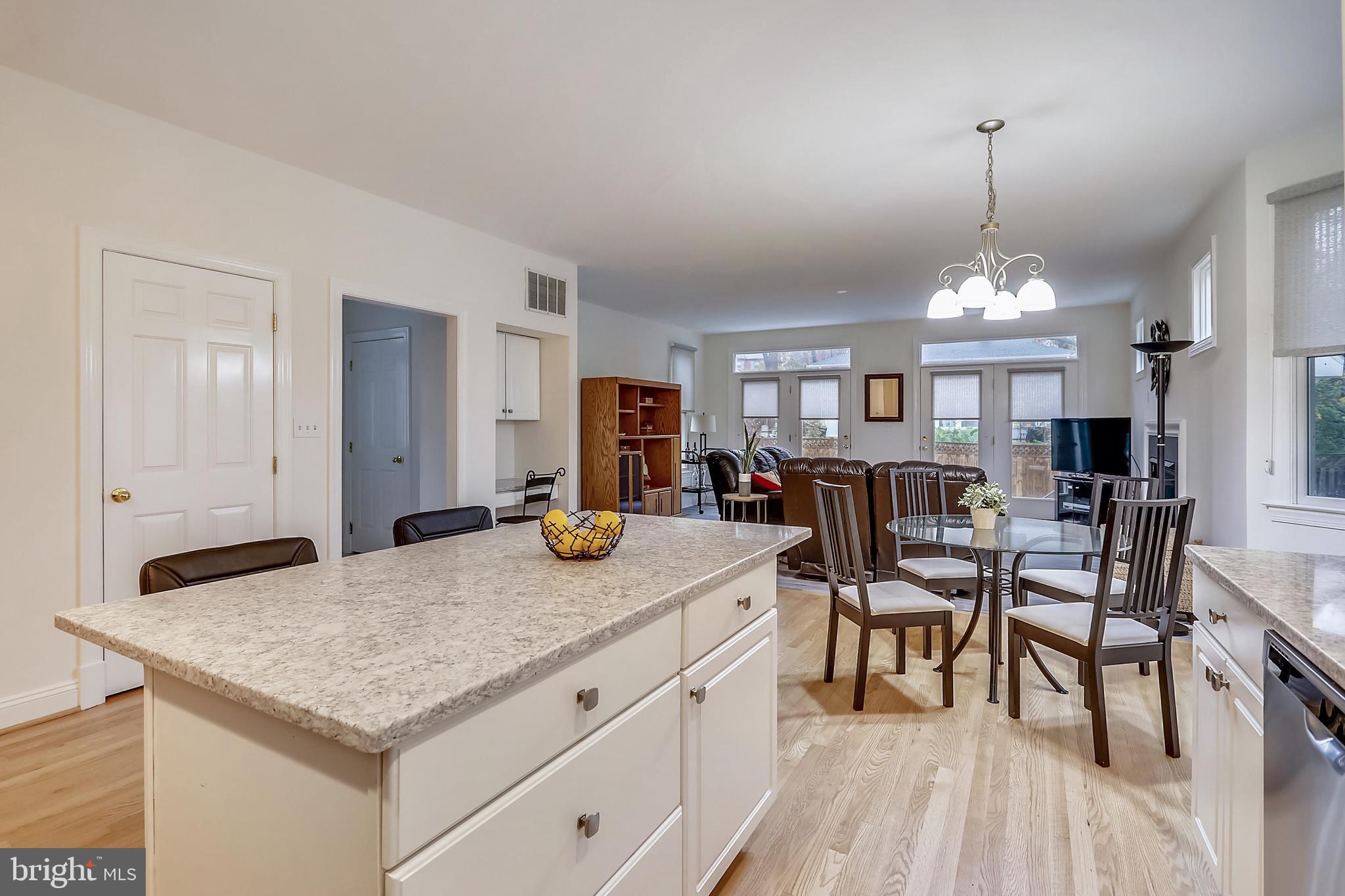 1225 Pinecrest Circle Silver Spring, MD 20910 - Photo 14 of 96