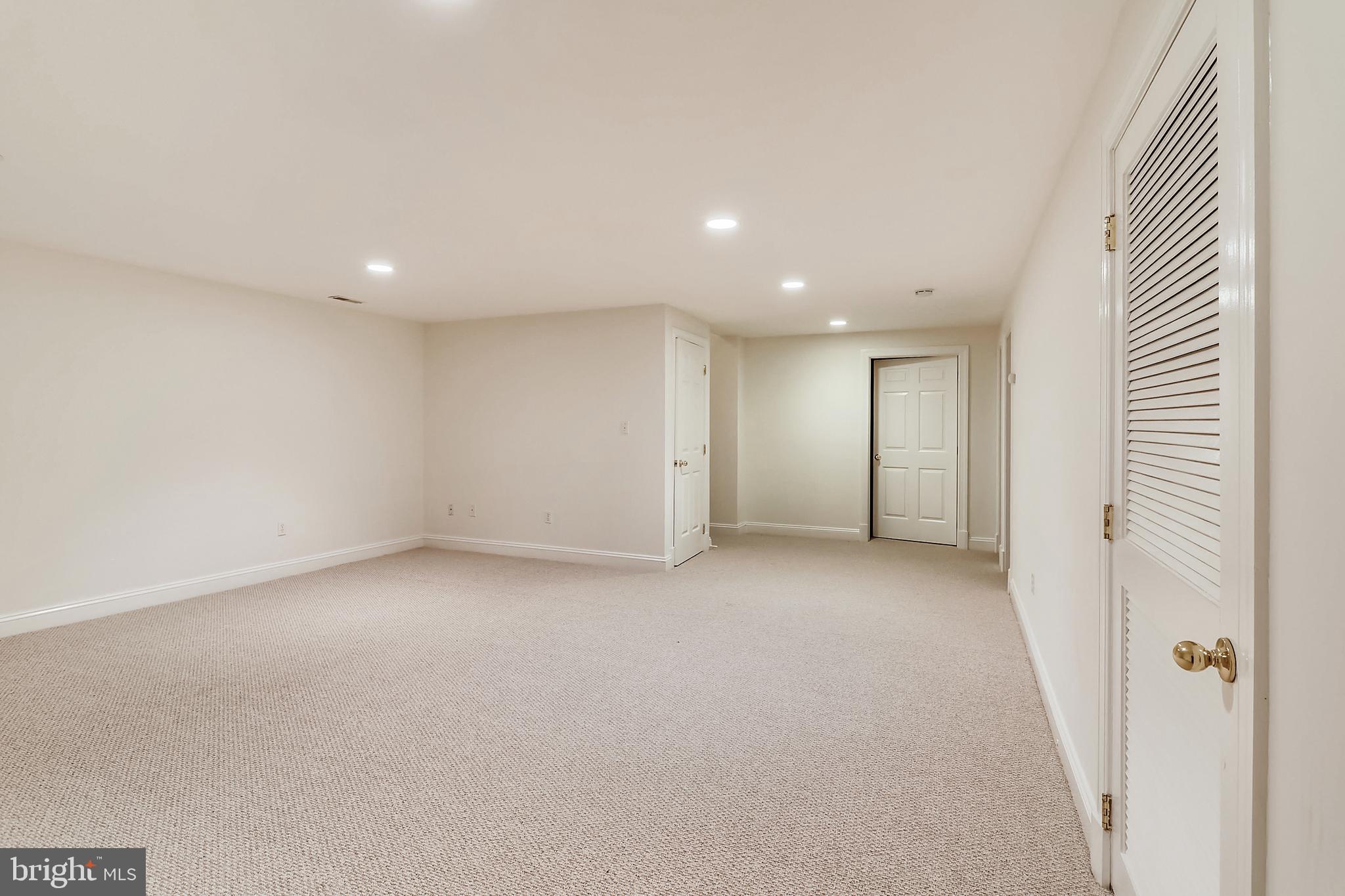 1225 Pinecrest Circle Silver Spring, MD 20910 - Photo 34 of 96