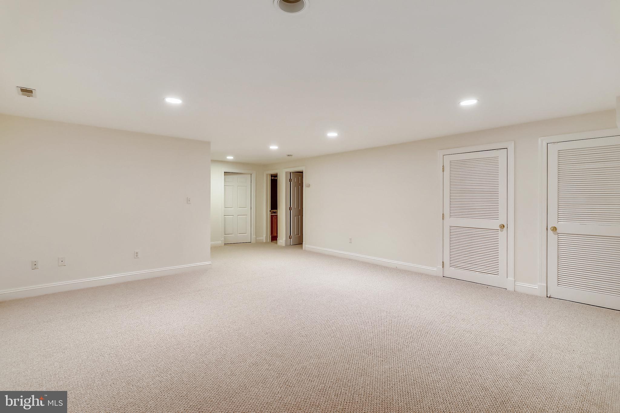 1225 Pinecrest Circle Silver Spring, MD 20910 - Photo 35 of 96