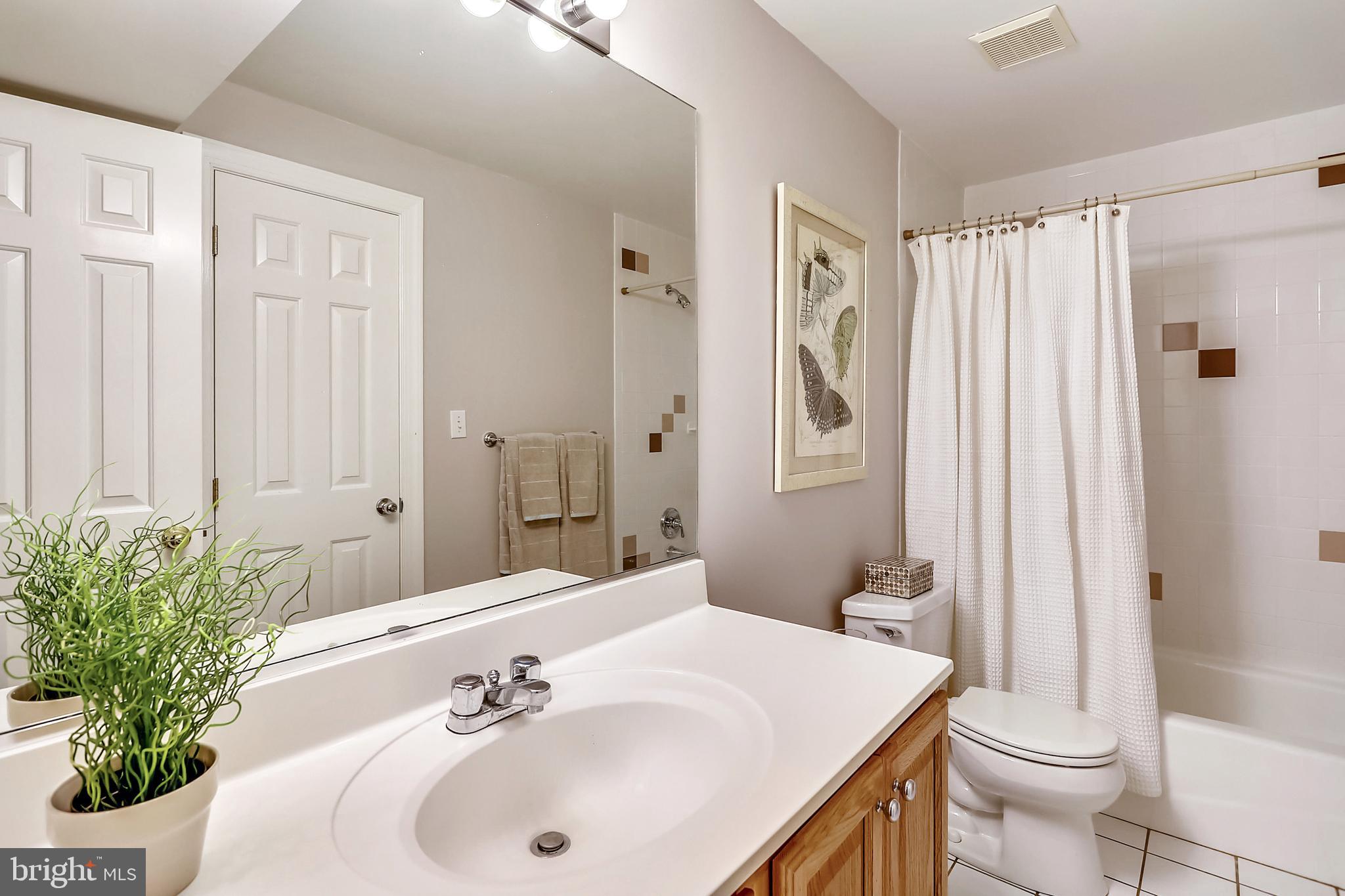 1225 Pinecrest Circle Silver Spring, MD 20910 - Photo 37 of 96