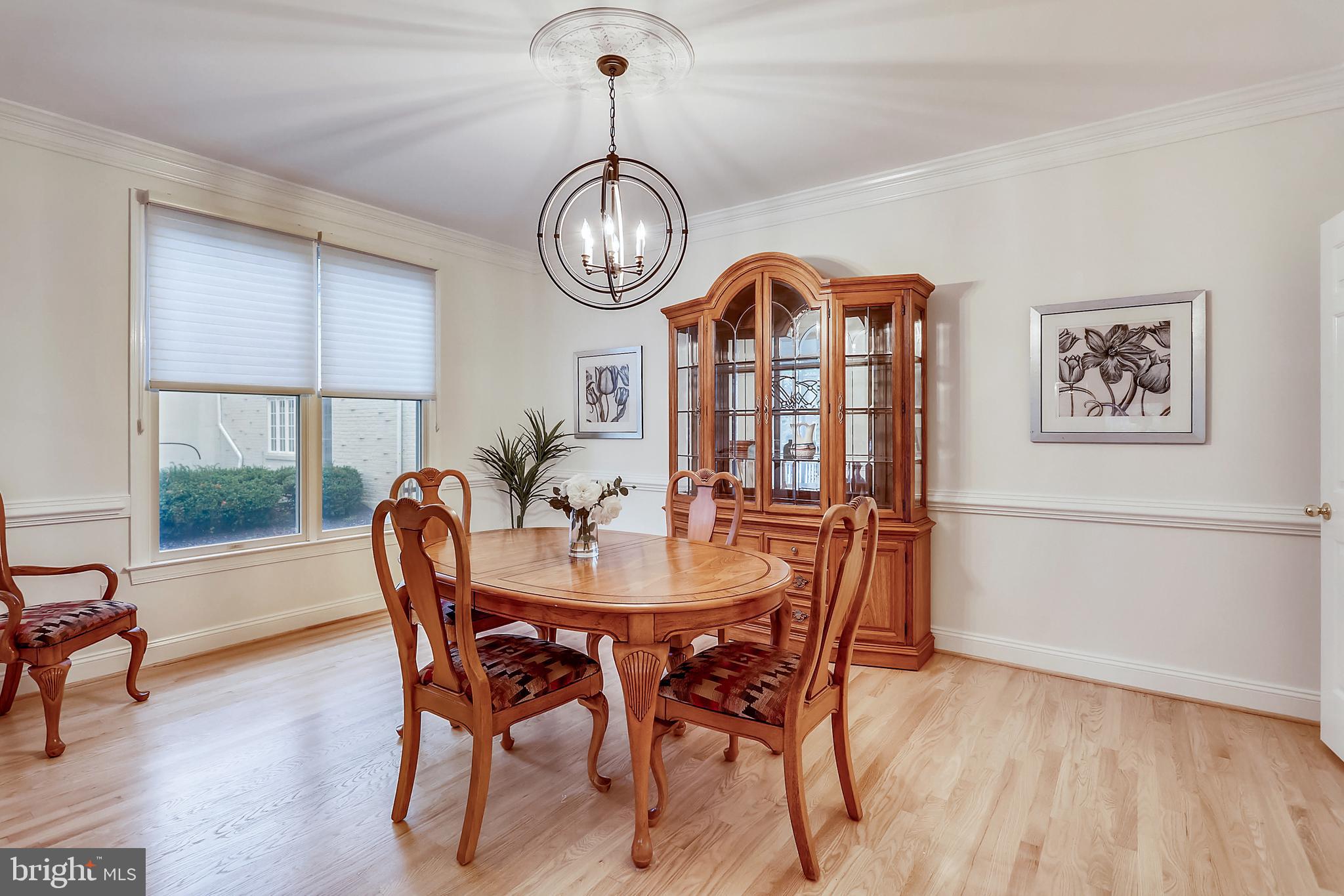 1225 Pinecrest Circle Silver Spring, MD 20910 - Photo 9 of 96