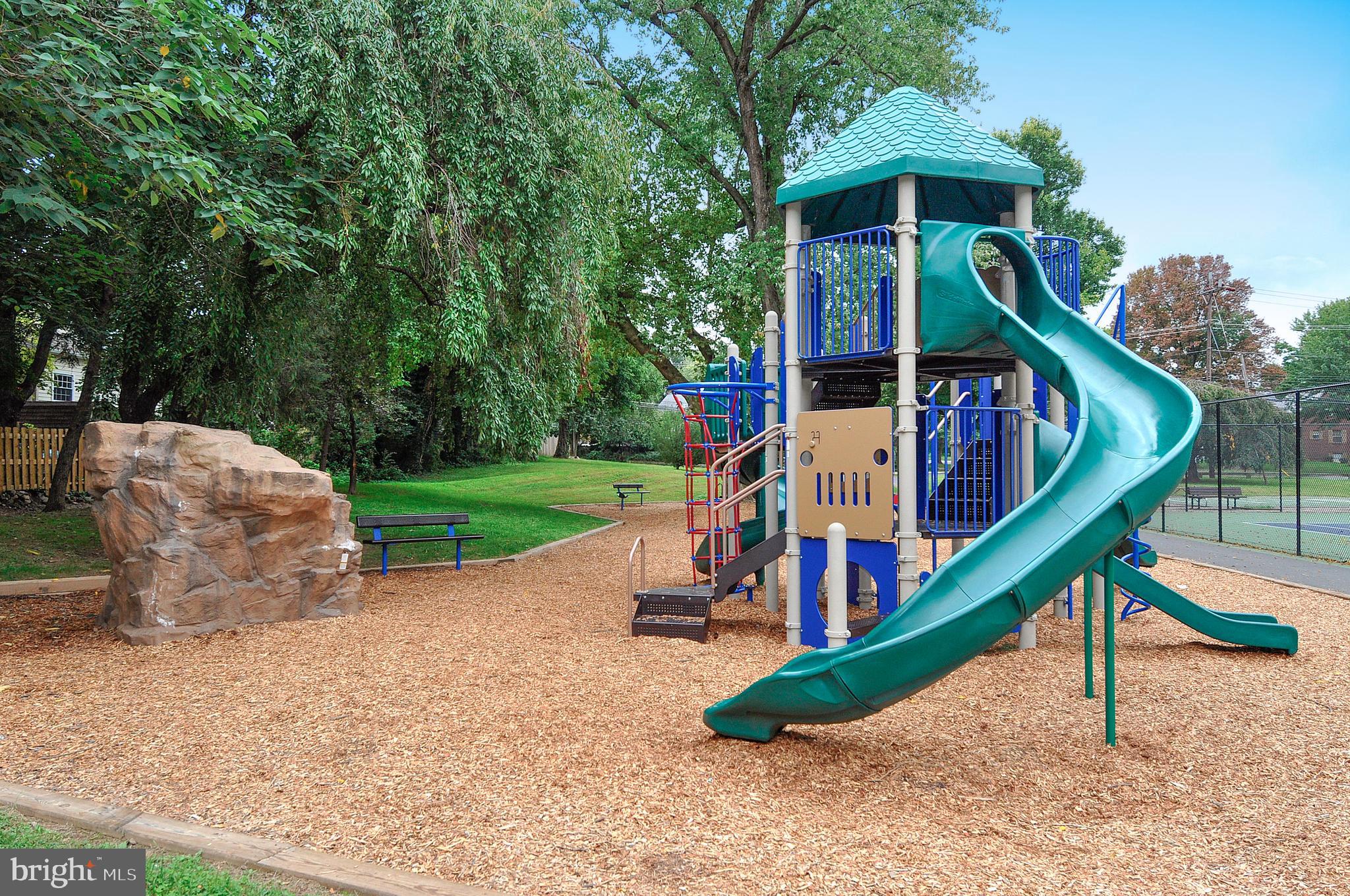 1225 Pinecrest Circle Silver Spring, MD 20910 - Photo 84 of 96