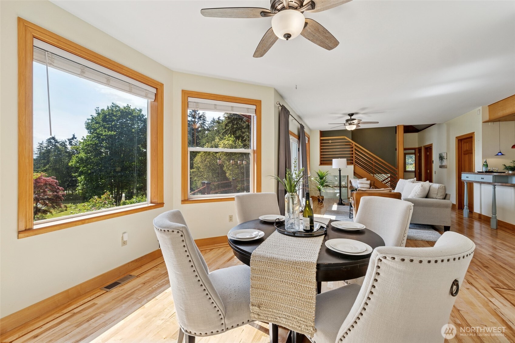 4987 Mutiny Bay Road Freeland, WA 98249 - Photo 9 of 40 a living room with furniture and a window