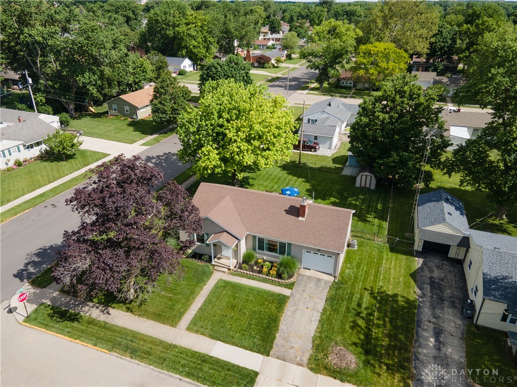 1493 Croydon Road Troy, OH 45373 - Photo 7 of 36