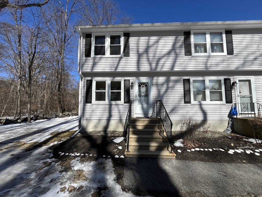 270 Sunderland Road, Unit 85 Worcester, MA 01604 - Photo 1 of 18