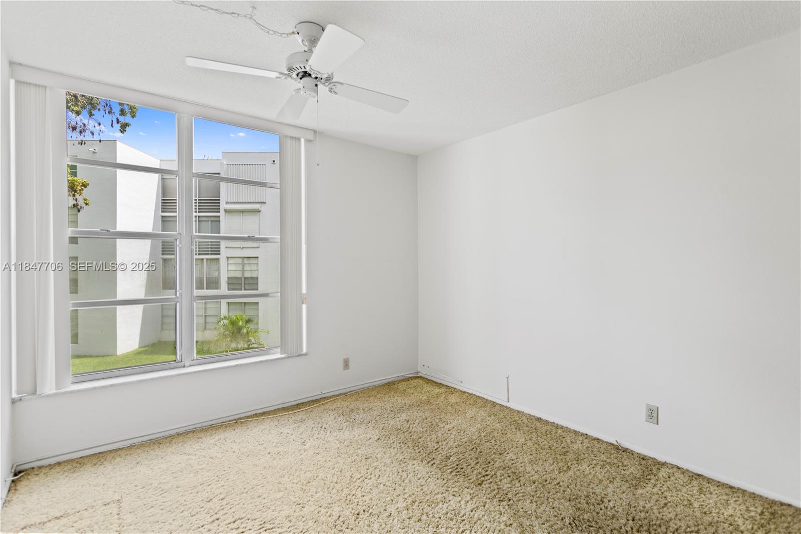 6901 Cypress Road, Unit B18 Plantation, FL 33317 - Photo 15 of 44 Gallery Image 15