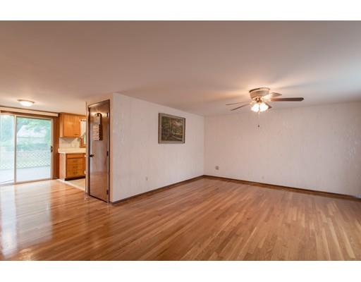 659 Mohawk Road Somerset, MA 02726 - Photo 12 of 24 Gallery Image 12