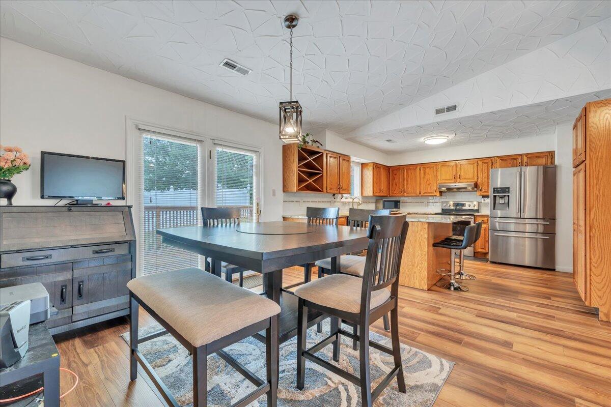 6720 Albert Road Roanoke, VA 24019 - Photo 12 of 51 Dining Room Adjoining Kitchen