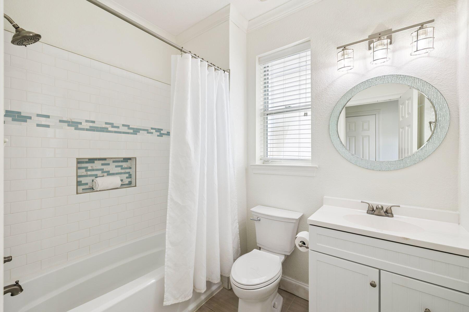 4551 Village Way Destin, FL 32541 - Photo 16 of 23 photo_online_015